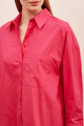 Load image into Gallery viewer, Classic Poplin shirt - Hot Pink
