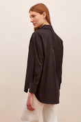 Load image into Gallery viewer, Classic Poplin shirt - Black
